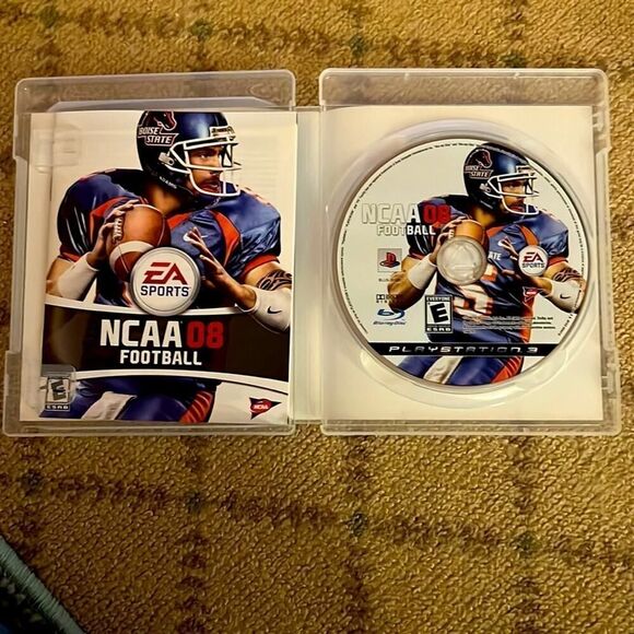 SONY PS3 NCAA 08 Football w case and manual - Picture 2 of 3